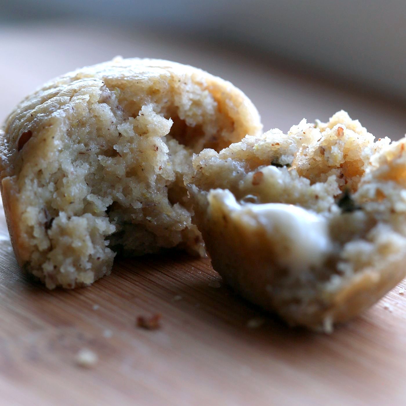 Vegan Gluten free Dinner Rolls with Garlic and Basil. Soft Puffy Gluten-free Dinner Rolls with fresh basil and garlic. Vegan Gluten-free Soy-free Recipe | VeganRicha.com
