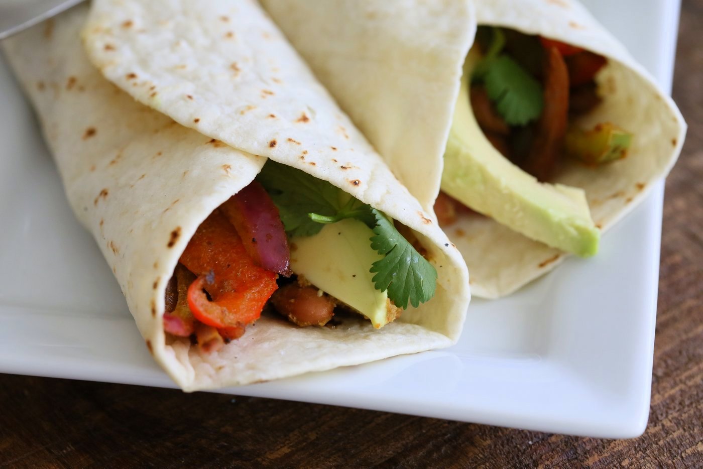 Veggie Pinto Bean Fajita Tacos with Cilantro Chile Marinade. Easy Vegan Fajitas. Amazing Fajita Marinade for veggies and Beans. Vegan Gluten-free Soy-free Vegetarian Fajita Recipe | VeganRicha.com