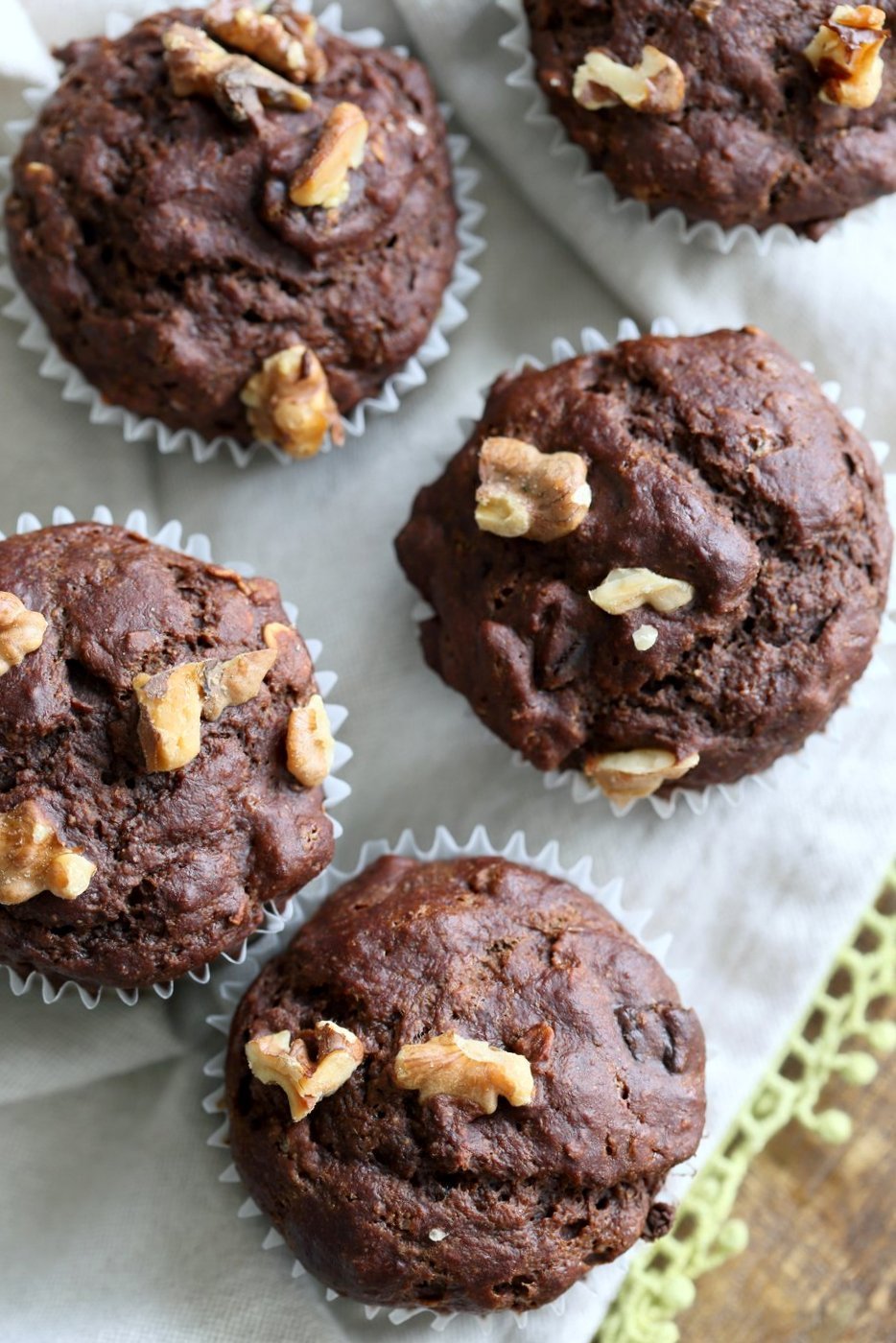 Peanut Butter Chocolate Banana Muffins 1 Bowl / Blender. No Added oil in these tall muffins. Easy 1 Bowl Chocolate Banana Muffins. #Vegan #Soyfree #Recipe #veganricha #Glutenfree option | VeganRicha.com