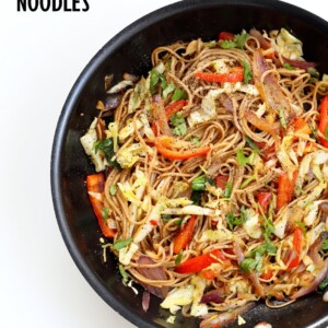 Easy 1 Pot Vegetable Hakka Noodles. Indo Chinese Hakka Noodles with peppers, onions, cabbage, carrots and a simple sauce. Vegan Nutfree Recipe. Can be gluten-free. | VeganRicha.com
