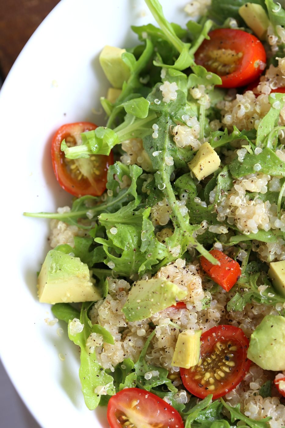 Mediterranean Quinoa Salad with Arugula, Avocado and Lemon Oregano Olive oil dressing. The Mediterranean Lemon Oregano Dressing brightens up this Summery Quinoa Salad. Perfect to make ahead and serve at Picnics. Vegan Gluten-free, Nut-free Soy-free Recipe | VeganRicha.com