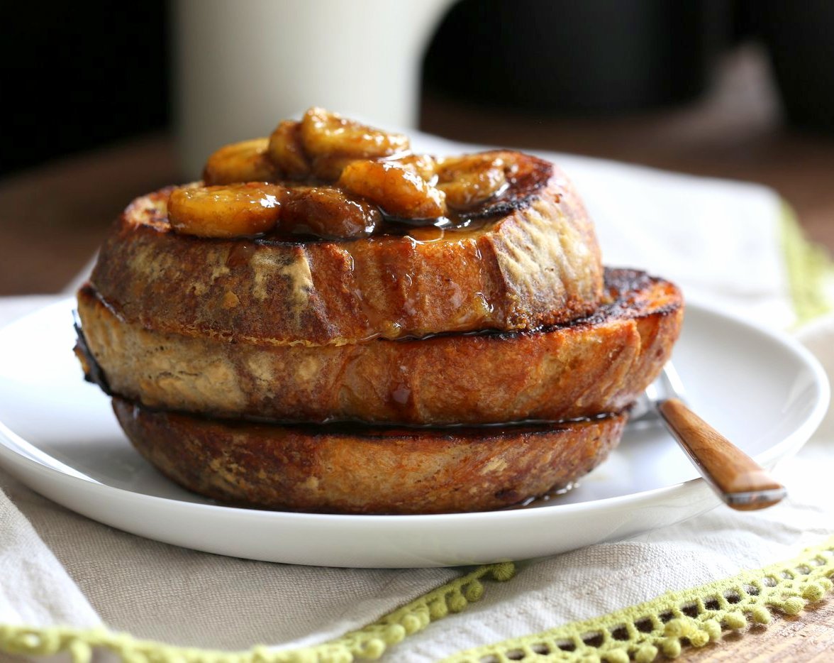 Vegan Banana French Toast. Vegan French Toast with Caramelized bananas. Banana and non dairy milk make up the french toast batter. Cooked French toast is served with caramelized Bananas, maple and vegan butter. Vegan Nut-free Recipe. | VeganRicha.com
