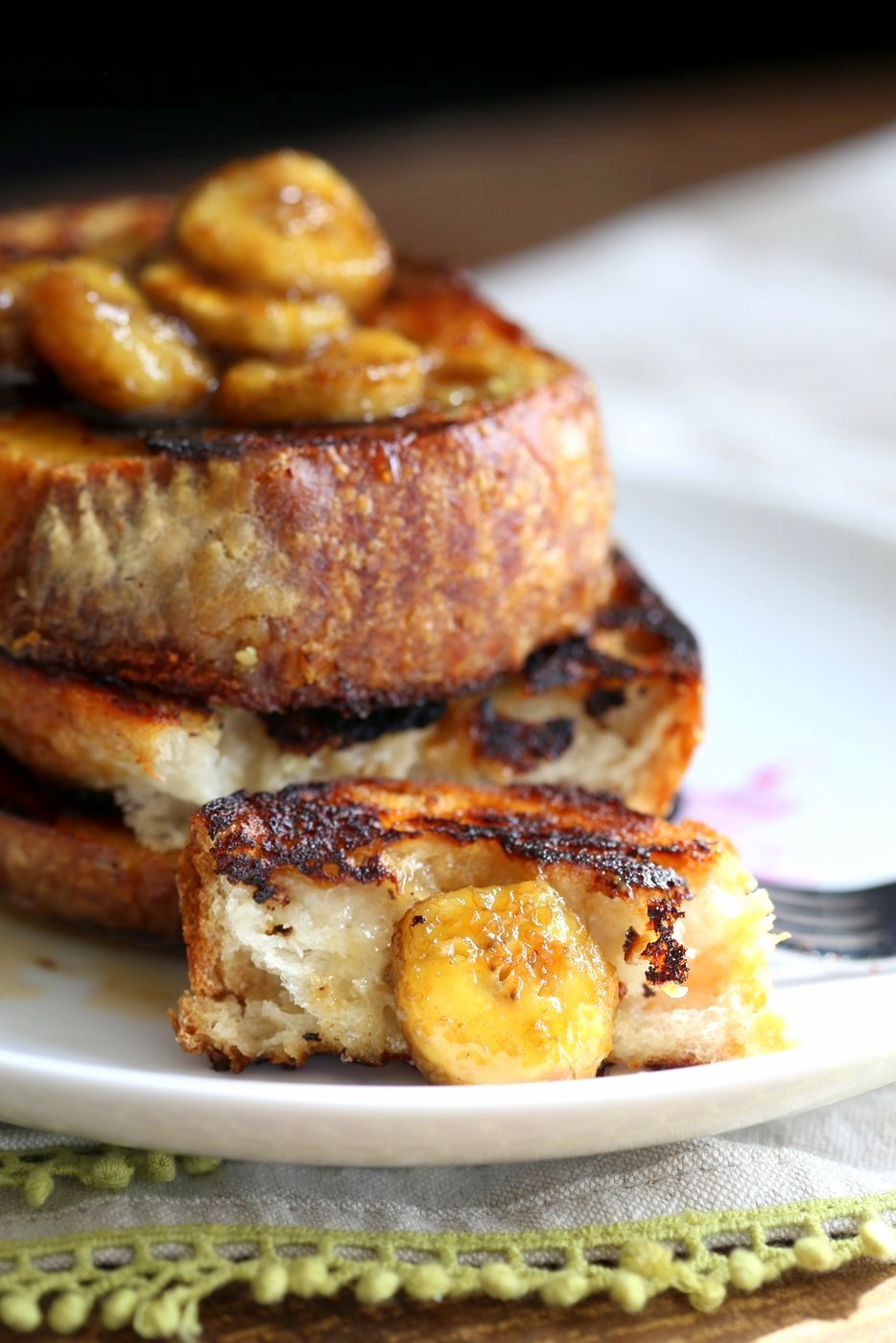 Vegan Banana French Toast. Vegan French Toast with Caramelized bananas. Banana and non dairy milk make up the french toast batter. Cooked French toast is served with caramelized Bananas, maple and vegan butter. Vegan Nut-free Recipe. | VeganRicha.com
