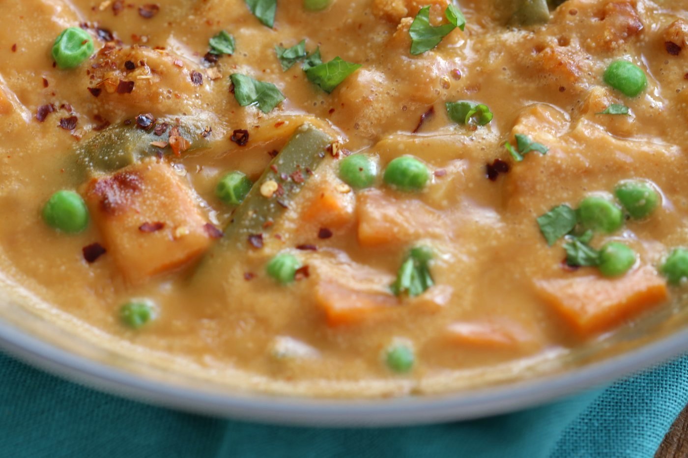 Vegetable Peanut Sweet Potato Curry. Quick and Easy Weekday or Weekend Meal. Serve over rice or quinoa or with toasted pita bread. Vegan Gluten-free Soy-free Recipe. Can be nut-free with sunbutter | VeganRicha.com