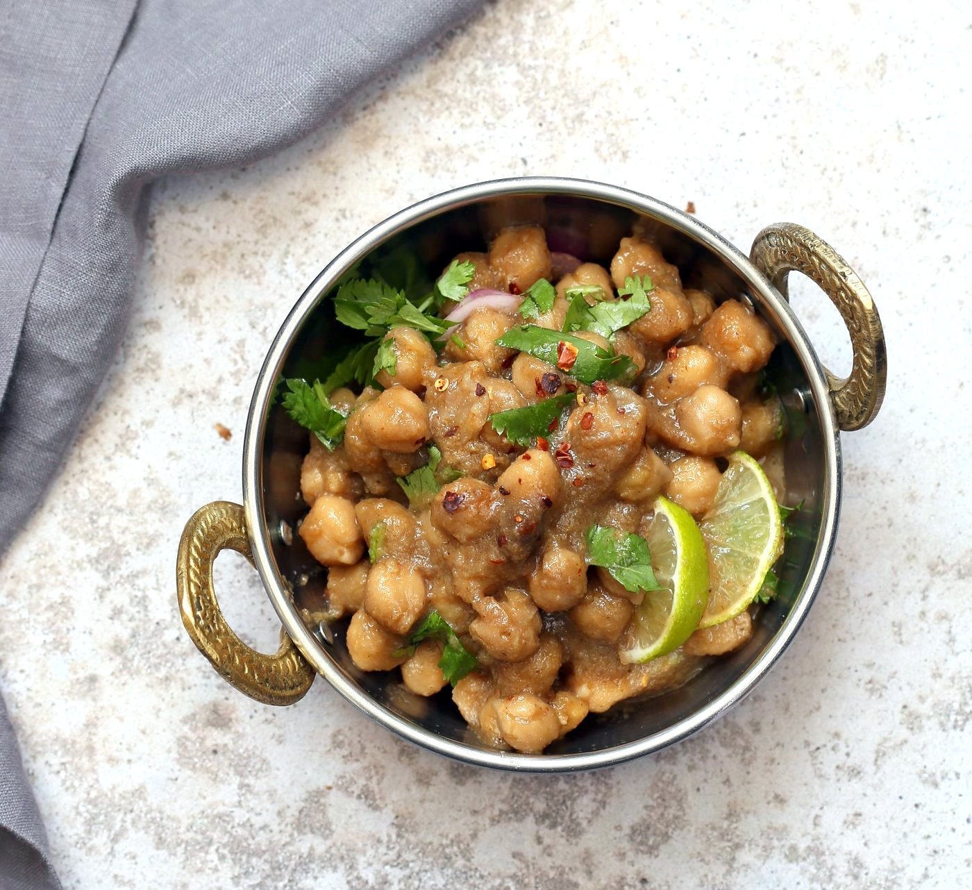 Pindi Chole - Chickpea Curry with Whole Spices. Chickpeas cooked with whole spices then added to a sauce with caramelized onions. Punjabi Chole Adapted from Rawalpindi style Chole. Vegan Gluten-free Nut-free Soy-free Recipe | VeganRicha.com