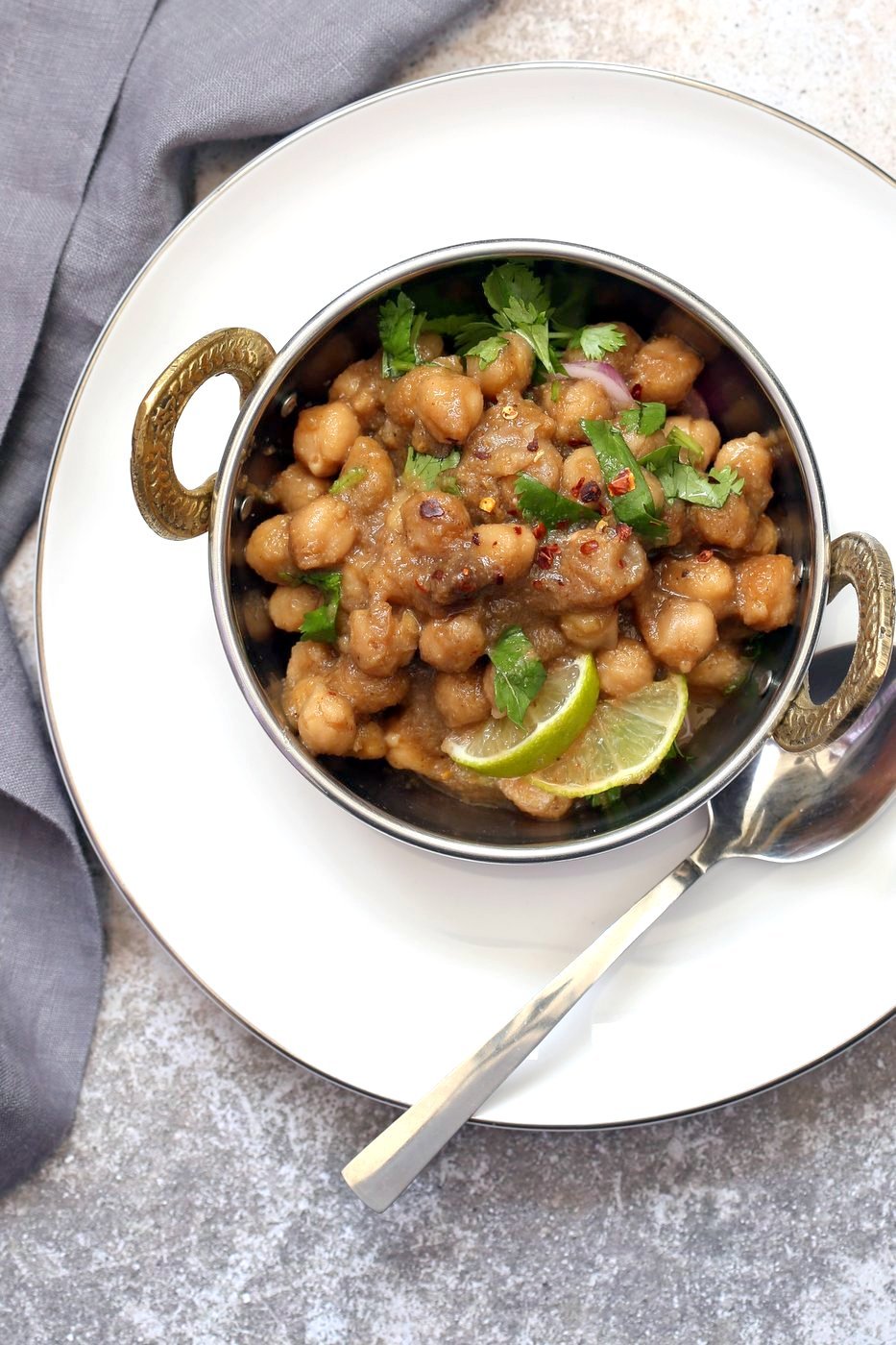 Pindi Chole - Chickpea Curry with Whole Spices. Chickpeas cooked with whole spices then added to a sauce with caramelized onions. Punjabi Chole Adapted from Rawalpindi style Chole. Vegan Gluten-free Nut-free Soy-free Recipe | VeganRicha.com