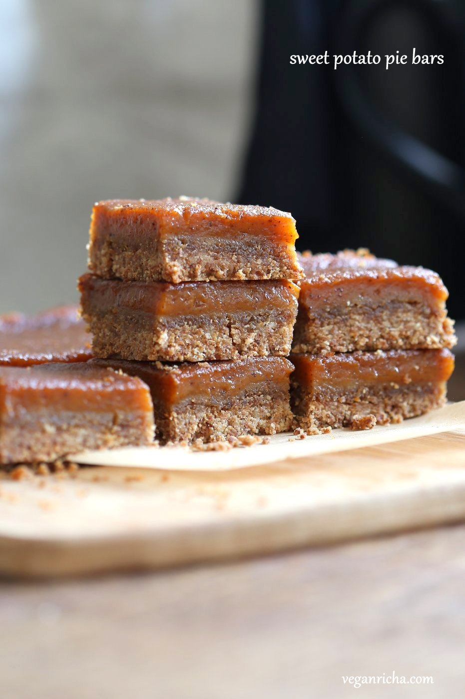 Vegan Sweet Potato Pie Bars. Spiced Sweet Potato Pie layered over cinnamony snickerdoodle crust. Make this into a pie for decadent holiday dessert . GF option | VeganRicha.com