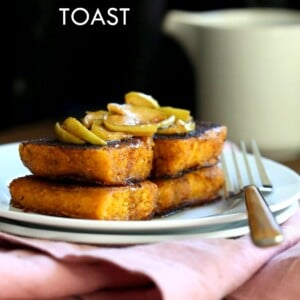 Vegan Pumpkin French Toast with Pumpkin Cornbread, pumpkin pie spices and Caramelized Apples! Breakfast for fall. Vegan Soy-free Recipe. Can be gluten-free with gluten-free cornbread #vegan #breakfast #recipe #veganricha