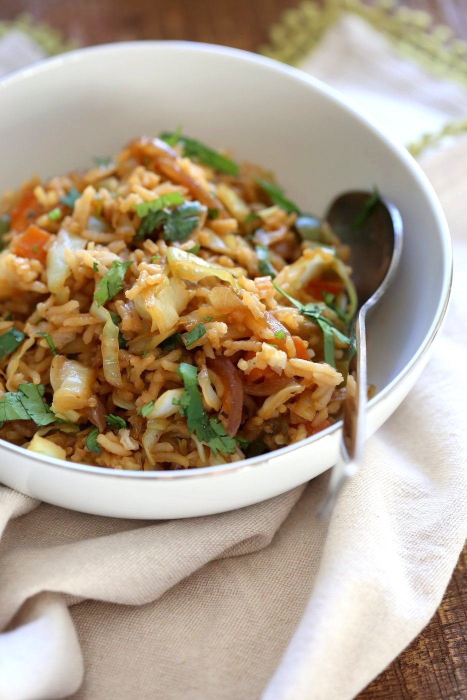 1 Pot, 30 Minute Veggie Spring Rolls Fried Rice! Fridge clean up fried rice with cabbage, carrots, bell pepper,  with rice or other cooked grains for a quick weeknight meal. Vegan Gluten-free Nut-free Recipe | VeganRicha.com