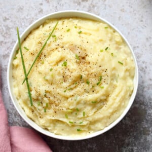 Easy Vegan Mashed Potatoes. Serve with gravy other as a side. Fluffy Mashed Potatoes made in Instant Pot. #Vegan Gluten-free Soy-free Nut-free Recipe. Can be #oilfree #veganricha | VeganRicha.com