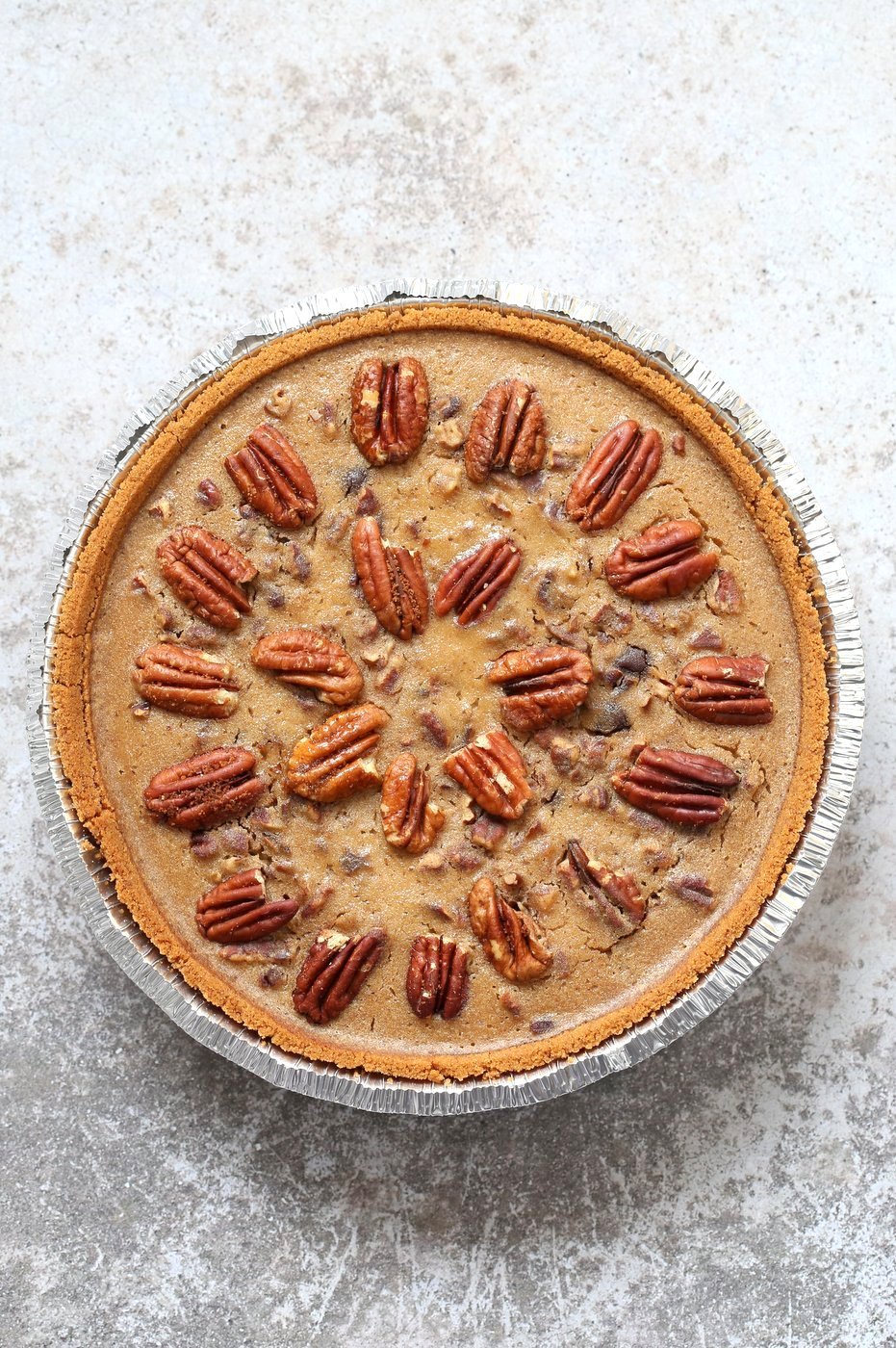 Vegan Chocolate Pecan Pie with Dates and Chai spice. All the pecan pie with chocolate. Vegan Derby Pie. Glutenfree with gf crust. Soyfree Recipe. #vegan #veganricha | VeganRicha.com