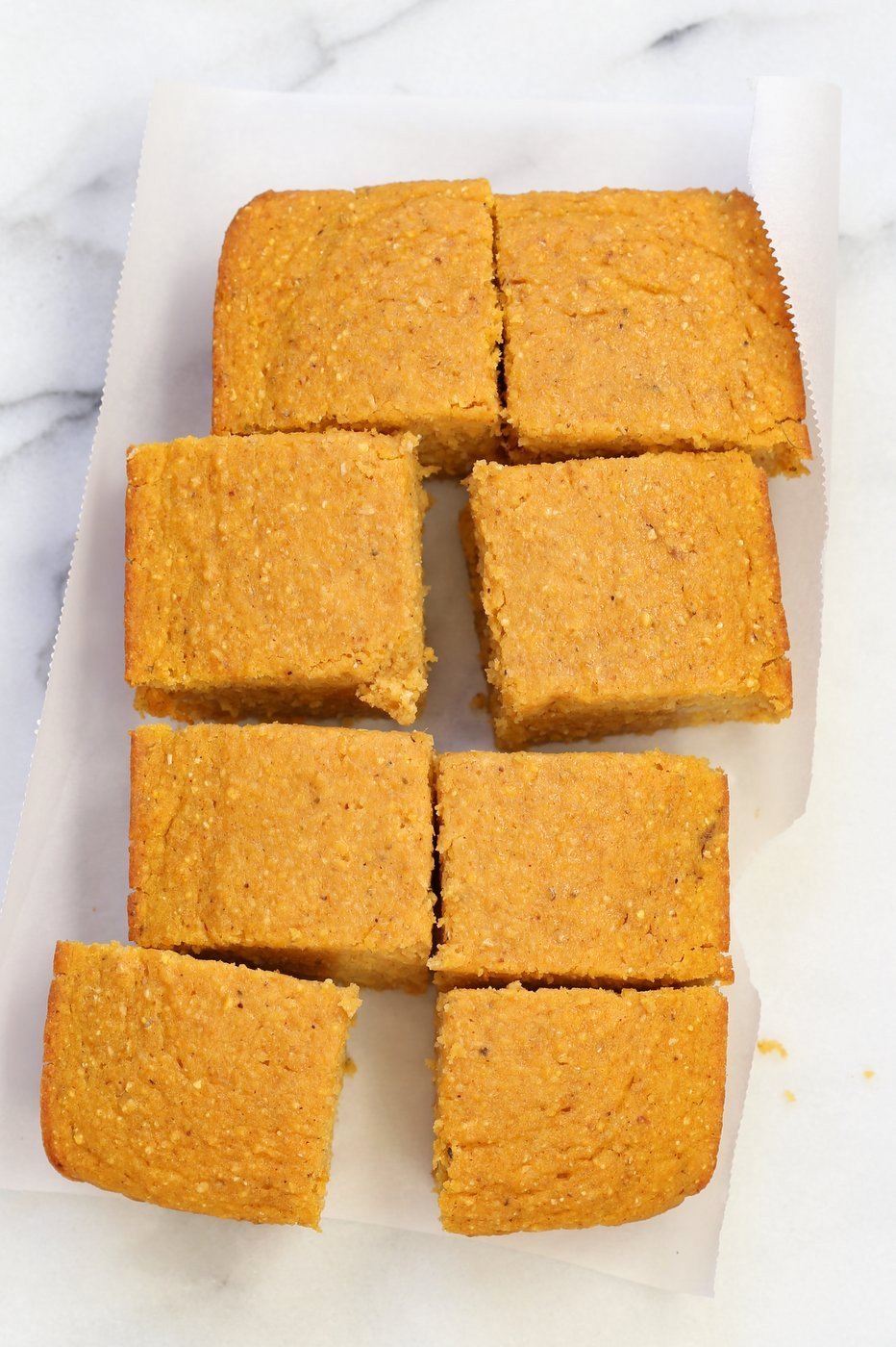 1 Bowl Vegan Pumpkin Corn bread with a few ingredients. Spiced, lightly sweet and great with soups, chilis or on its own with vegan butter and maple syrup or make sandwiches with it. #Vegan #Soyfree #Recipe. #veganricha | VeganRicha.com