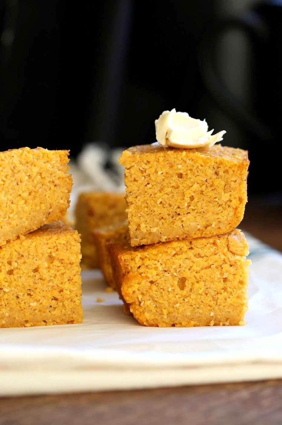 1 Bowl Vegan Pumpkin Corn bread with a few ingredients. Spiced, lightly sweet and great with soups, chilis or on its own with vegan butter and maple syrup or make sandwiches with it. #Vegan #Soyfree #Recipe. #veganricha | VeganRicha.com