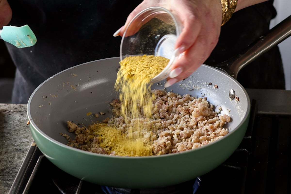 adding nutritional yeast to the roux