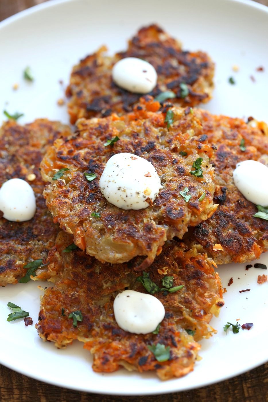 Easy Vegan Latkes. Potato & Sweet Potato Latkes. Panfried crispy latke fritters for Hanukkah. #Vegan #Glutenfree #soyfree #Nutfree #Recipe. #VeganRicha | VeganRicha.com