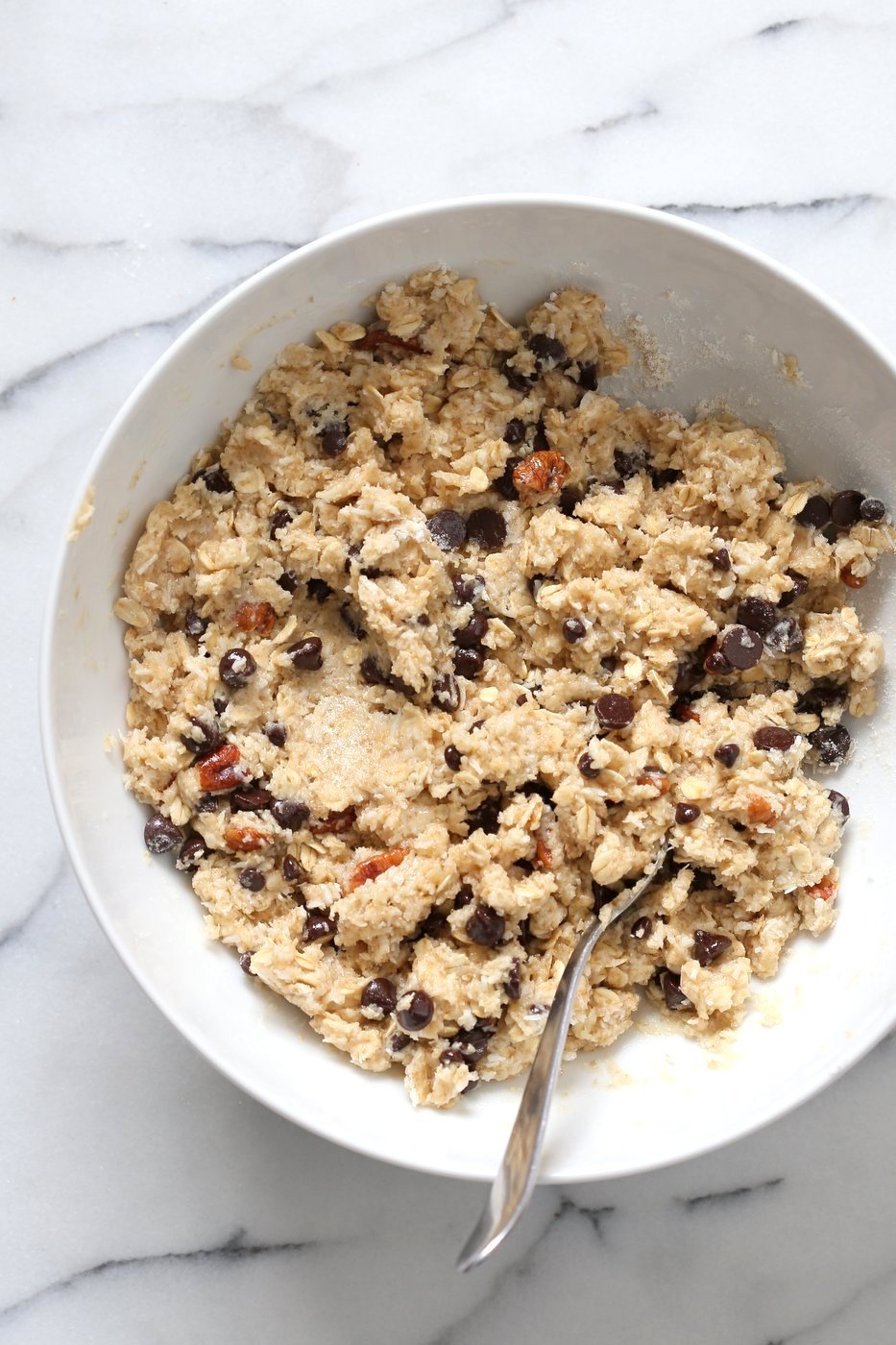 Vegan Cowboy Cookies Mix makes great Jar gifts for the Holiday Season. Layer oats, flour, coconut, chocolate sugar and pecans. Mix, add applesauce and oil, and bake. #veganricha #Vegan #Recipe Can be #glutenfree. | VeganRicha.com