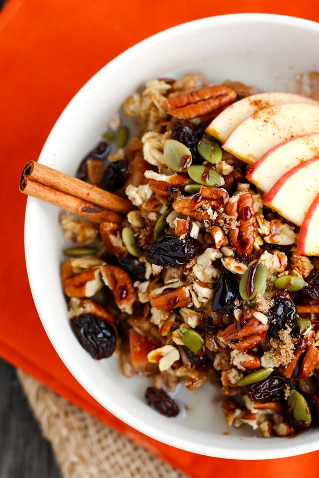 Spiced Apple Breakfast Oatmeal Bowl