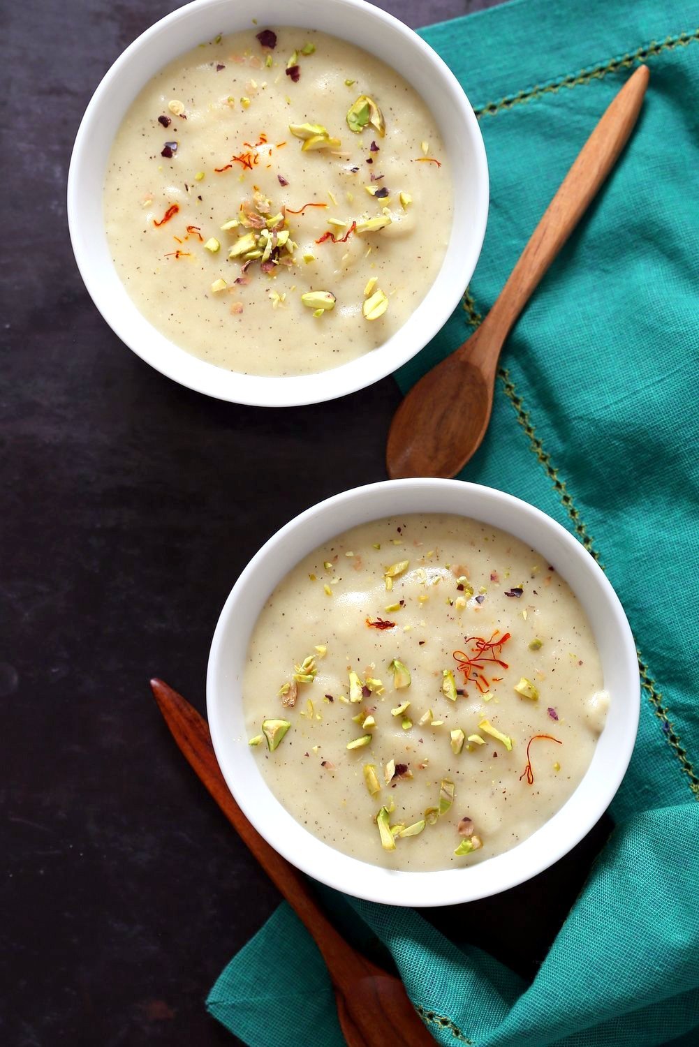 Thandai Phirni - Spiced Rice Flour Pudding for Holi Festival. Vegan Phirni Recipe with Thandai Masala mix. Vegan Indian #Dessert #Glutenfree #Soyfree. #vegan #veganricha | VeganRicha.com