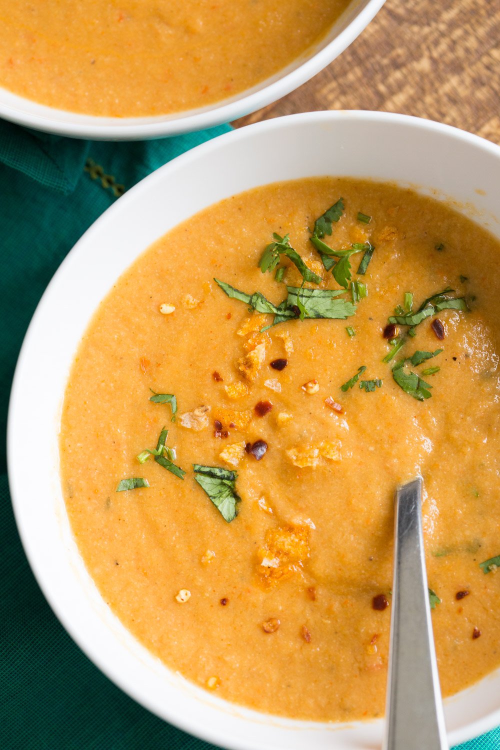 Instant Pot Cauliflower Soup - Smoky Vegan Cauliflower Soup with Red Peppers and Smoked Paprika. Hearty and Delicious. Saucepan Option. #Vegan #Glutenfree #Soyfree #Recipe. Can be #Nutfree #veganricha | VeganRicha.com