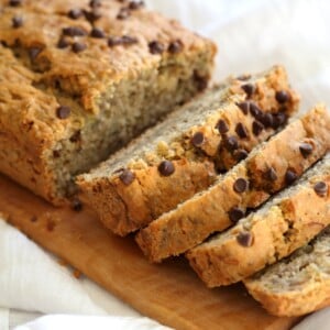 Easy Vegan Zucchini Bread. Hearty Zucchini Bread with Chia seeds and chocolate chips. Add some walnuts or other nuts for variation. #Vegan #Nutfree #Recipe #veganricha