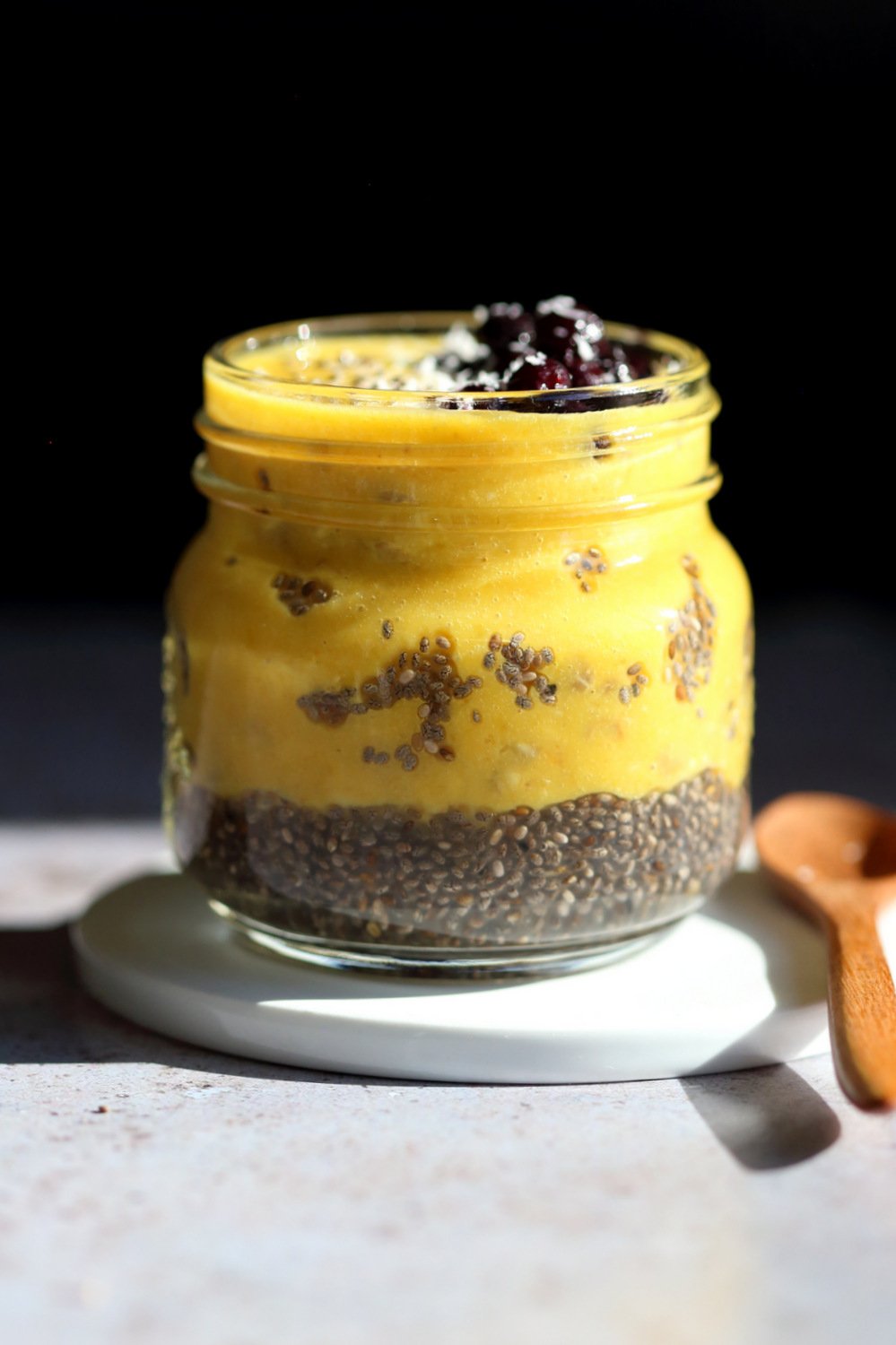 Mango Overnight Oats with Turmeric and Chia Seeds. Golden Overnight Oats. #Vegan #Glutenfree #Nutfree #Soyfree #Recipe #veganricha #breakfast | VeganRicha.com