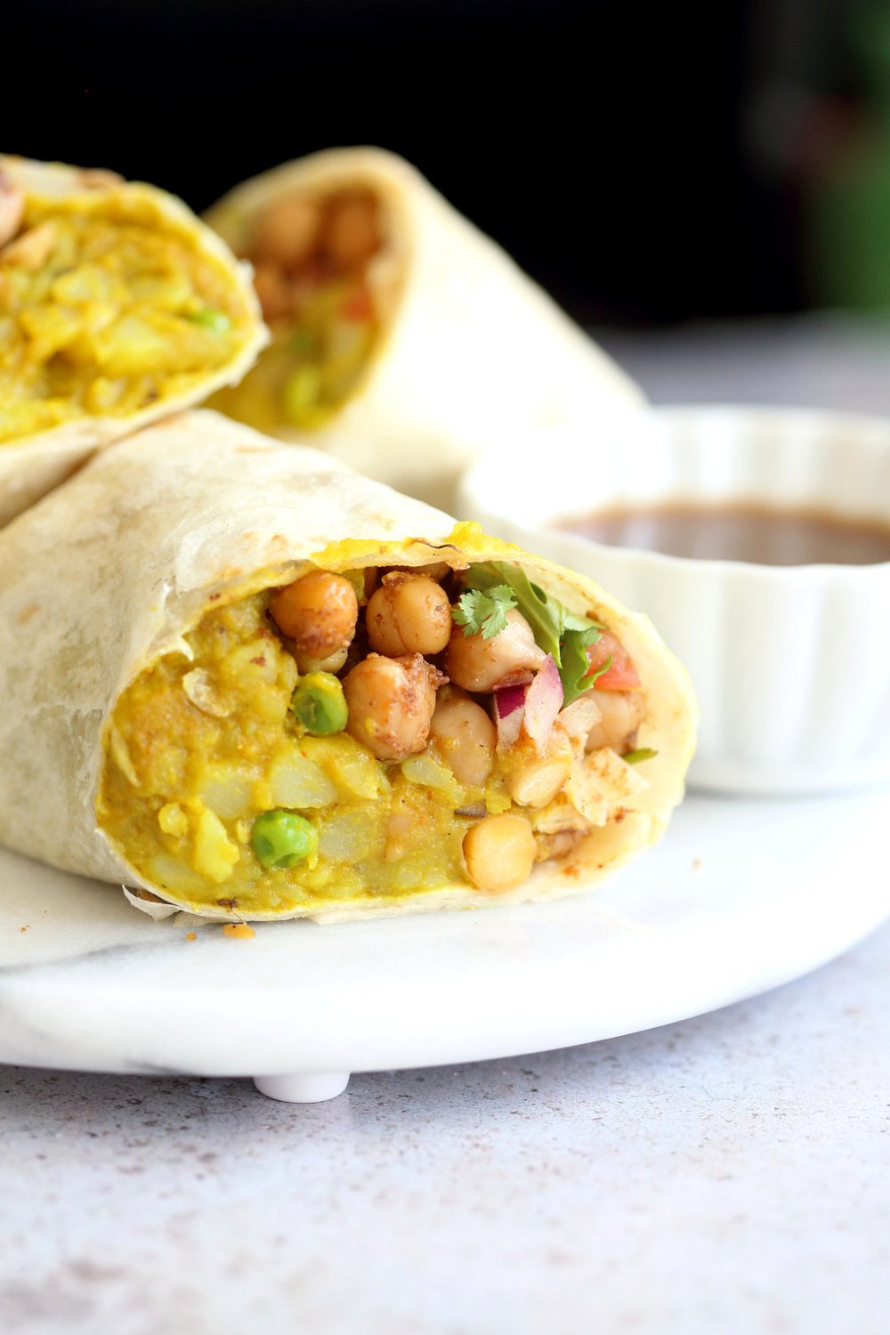 Samosa Wraps - Spiced Potatoes, Chickpeas, Chutney Burrito. Easy Spiced Potato Chickpea Burrito for lunch, picnic or carry out. #VeganRicha #Vegan #Nutfree #Soyfree #Recipe  Easily #Glutenfree