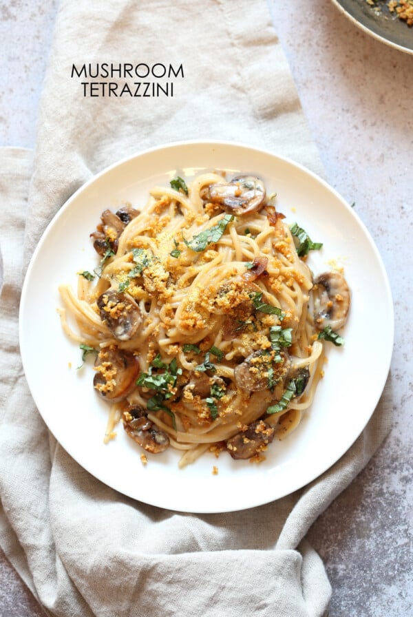 Instant Pot Mushroom Tetrazzini Simple Creamy Comforting Pasta dinner with simple pantry ingredients. 1 Pot Tetrazzini. #Vegan #Soyfree #Recipe.#VeganRicha Can be #nutfree #Glutenfree