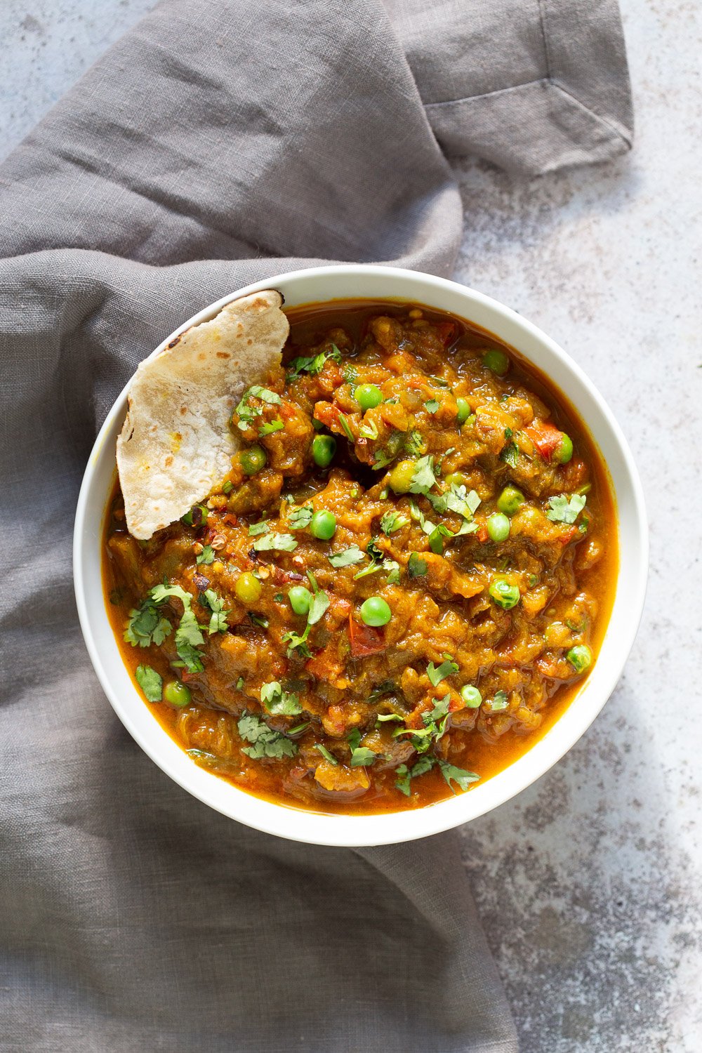 Instant Pot Baingan Bharta Recipe - Spiced Mashed Eggplant. Serve as dip with flatbread or with curries or Dals. #Vegan #Glutenfree #Nutfree #Soyfree #Recipe #VeganRicha