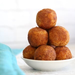 Vegan Pumpkin Pie Truffles or No Bake Pumpkin Donut Holes. These fudgy bites are perfect for fall. #VeganRicha #Vegan #Glutenfree #Soyfree #Recipe