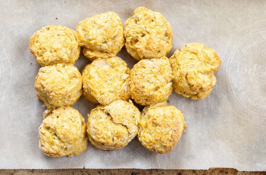 Oil-free Vegan Biscuits. These flaky savory herbed biscuits dont use any oil or butter! Soft inside and an amazing crumb. #VeganRicha #Vegan #Soyfree #Nutfree low fat #Biscuit #Recipe