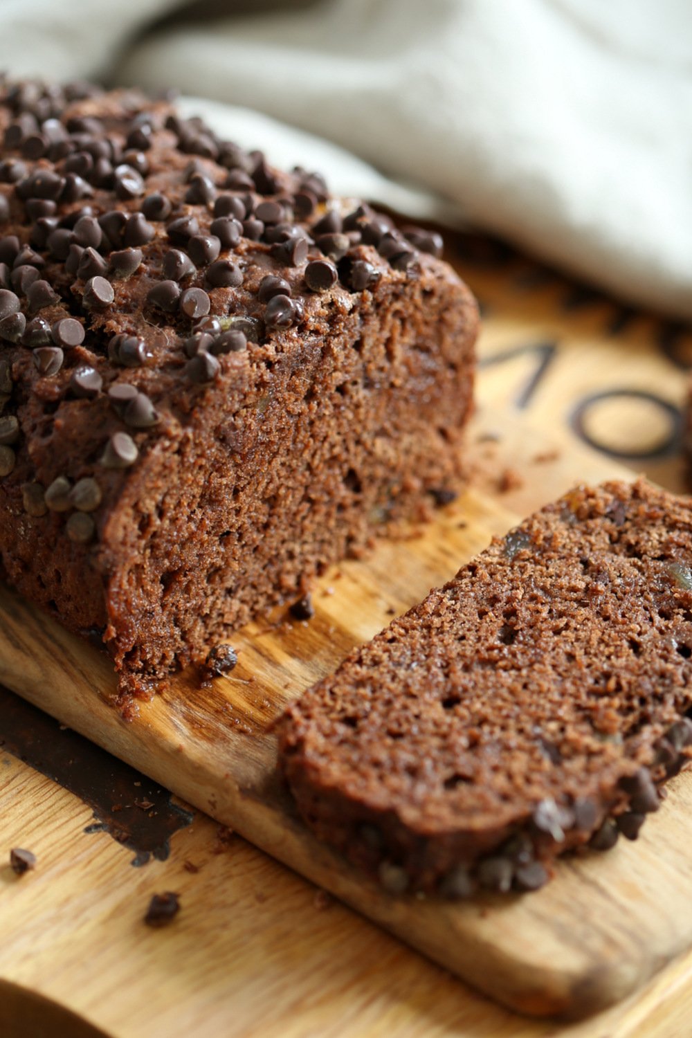 This Dark Chocolate Gingerbread Cake has an amazing flavor profile. Ginger, candied ginger, dark chocolate add a pleasing bitter combination with gingerbread spices. 1 Bowl. #Vegan #VeganRicha #Soyfree #Nutfree #Recipe