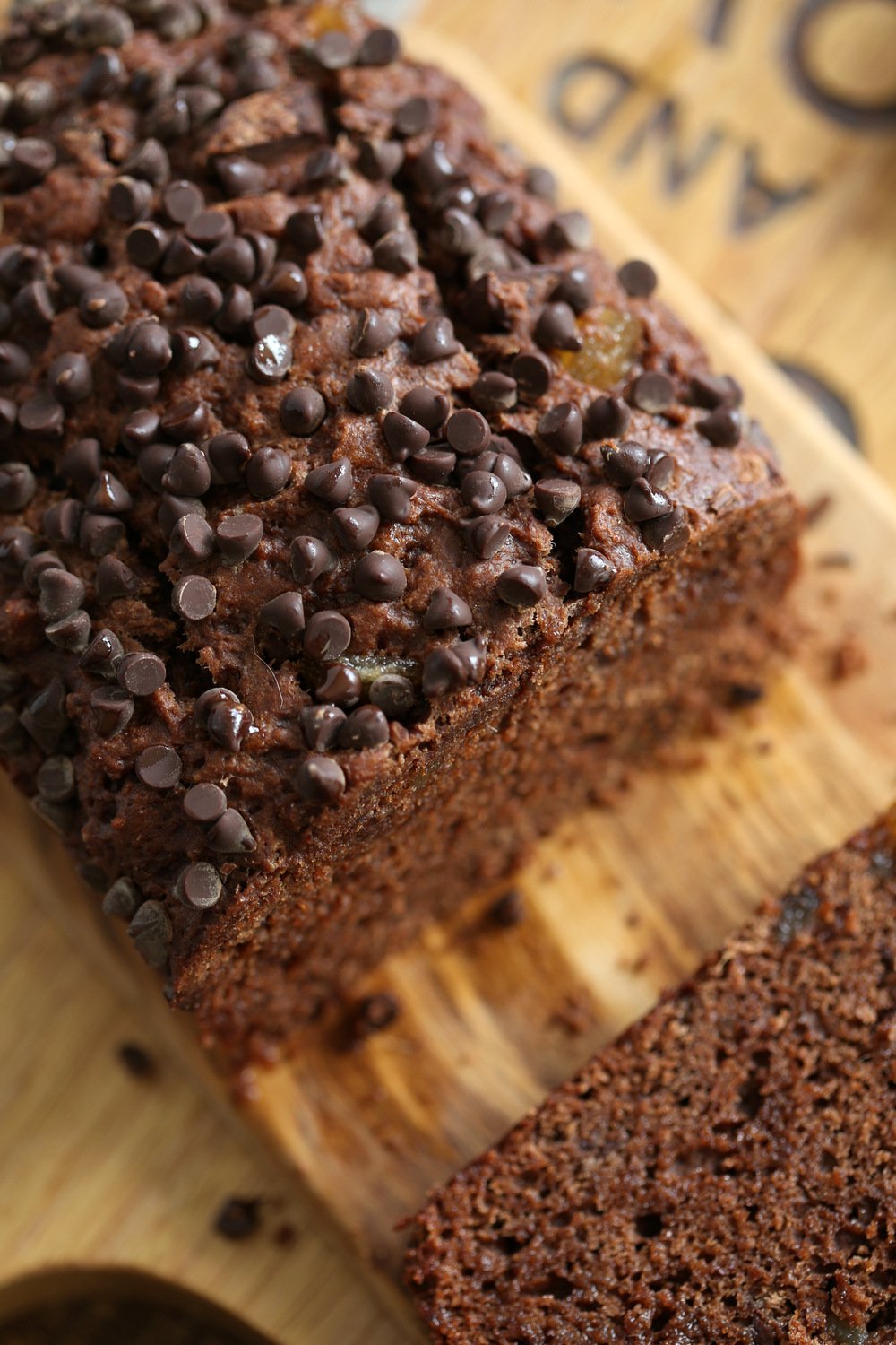 This Dark Chocolate Gingerbread Cake has an amazing flavor profile. Ginger, candied ginger, dark chocolate add a pleasing bitter combination with gingerbread spices. 1 Bowl. #Vegan #VeganRicha #Soyfree #Nutfree #Recipe
