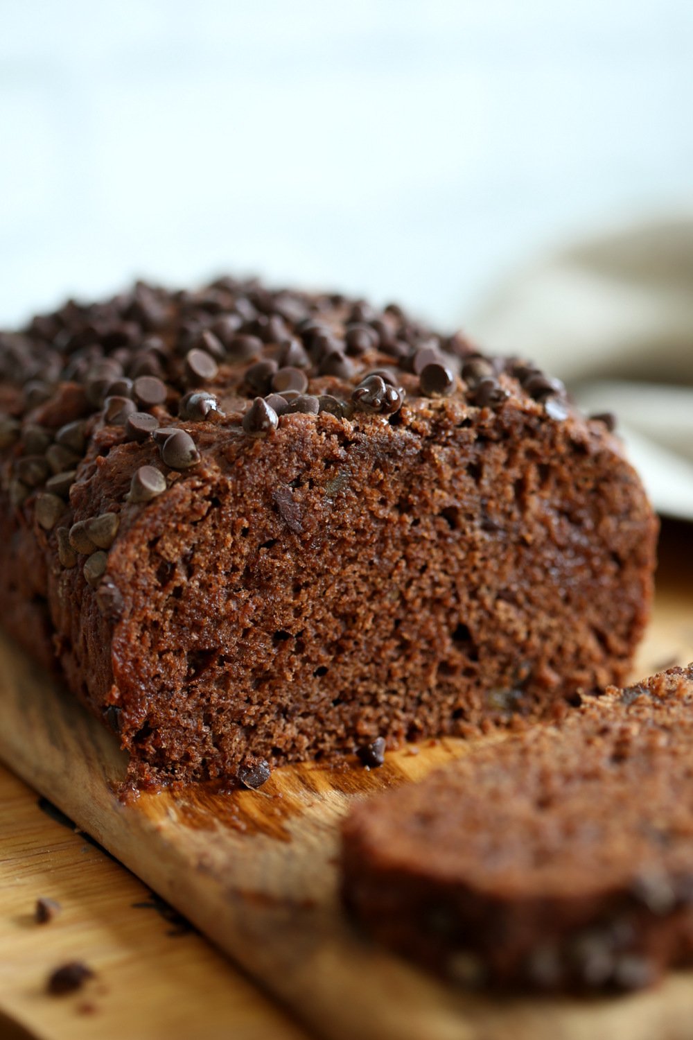 This Vegan Chocolate Gingerbread Cake has an amazing flavor profile. Ginger, candied ginger, dark chocolate add a pleasing bitter combination with gingerbread spices. 1 Bowl. #Vegan #VeganRicha #Soyfree #Nutfree #Recipe
