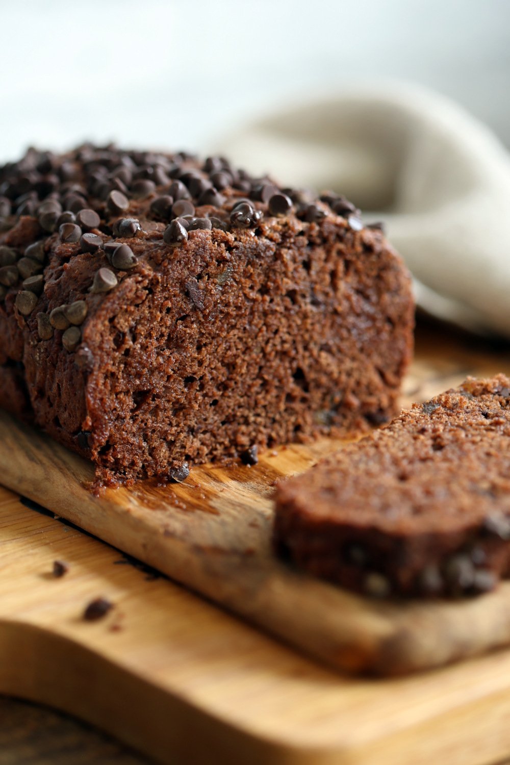 eggless cake  Chocolate Gingerbread Cake on a wooden board