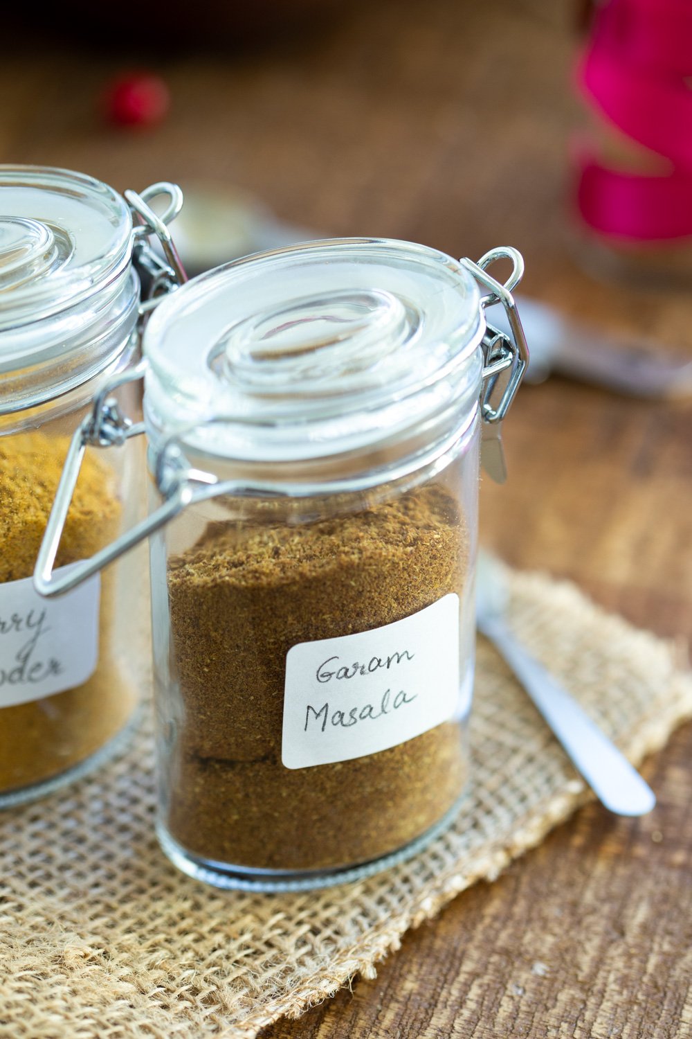 This quick Garam Masala spice blend takes 2 mins to make at home with everyday spices. Use it in Indian dishes, with roasted veggies, in soups, stews, cookies and more #veganricha