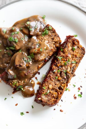 This Vegan Meatloaf is flavorful, decadent, nutty and great for anyone wanting a no bean/lentil loaf. Use nuts of choice. #Vegan #Recipe #VeganRicha . Can be Glutenfree