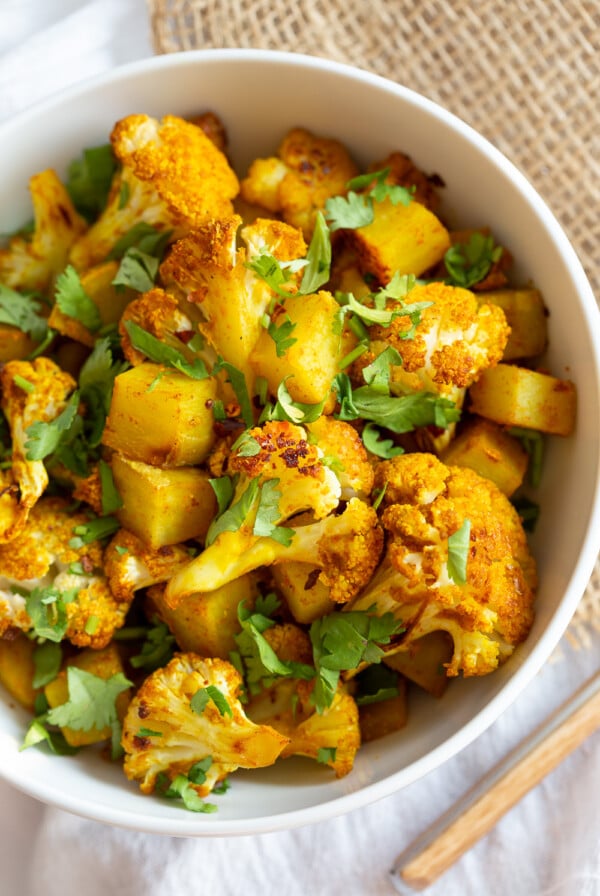 Baked Aloo Gobi - Indian Spiced Potato Cauliflower Bake. Tips and options for Aloo Gobi Subzi that bakes perfectly every time! #Vegan #Glutenfree #Soyfree #Nutfree #VeganRicha #aloogobi #Recipe