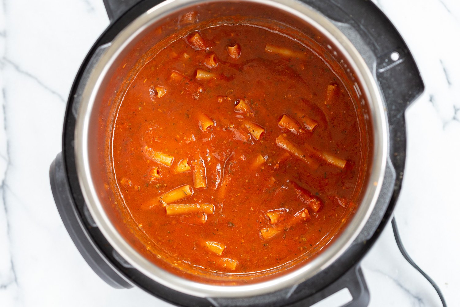 Instant Pot Ziti with Tomato Sauce. Date Night Quick Pasta with Ziti, sprinkled with vegan parm and fresh herbs. 1 Pot #Vegan #Soyfree #Recipe #VeganRicha #instantPot #pasta . Easily #Glutenfree, #Nutfree