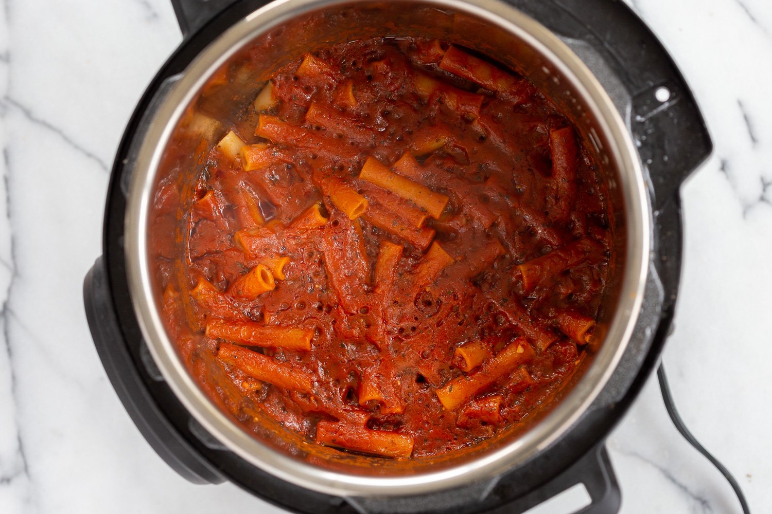 Instant Pot Ziti with Tomato Sauce. Date Night Quick Pasta with Ziti, sprinkled with vegan parm and fresh herbs. #Vegan #Soyfree #Recipe #VeganRicha #instantPot #pasta . Easily #Glutenfree, #Nutfree