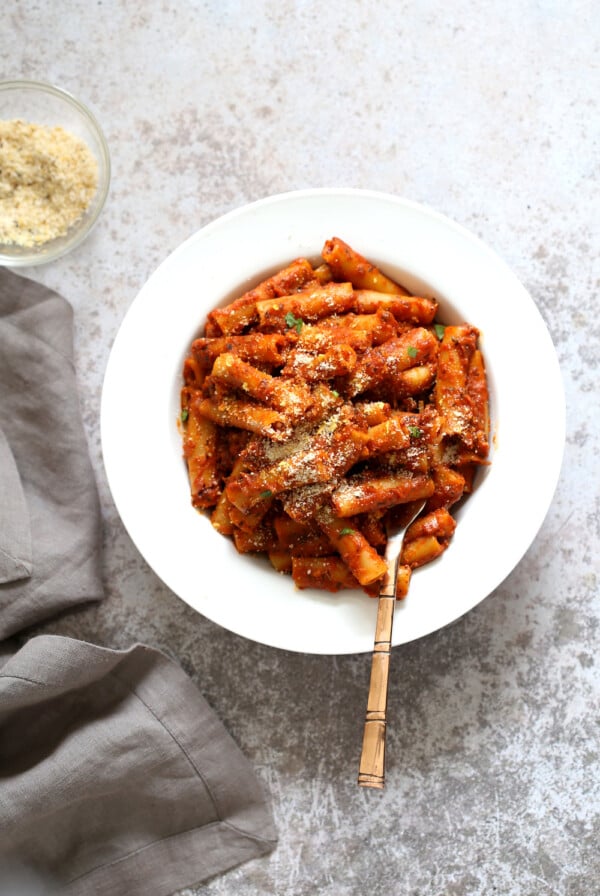 Instant Pot Ziti with Tomato Sauce. Date Night Quick Pasta with Ziti, sprinkled with vegan parm and fresh herbs. #Vegan #Soyfree #Recipe #VeganRicha #instantPot #pasta . Easily #Glutenfree, #Nutfree