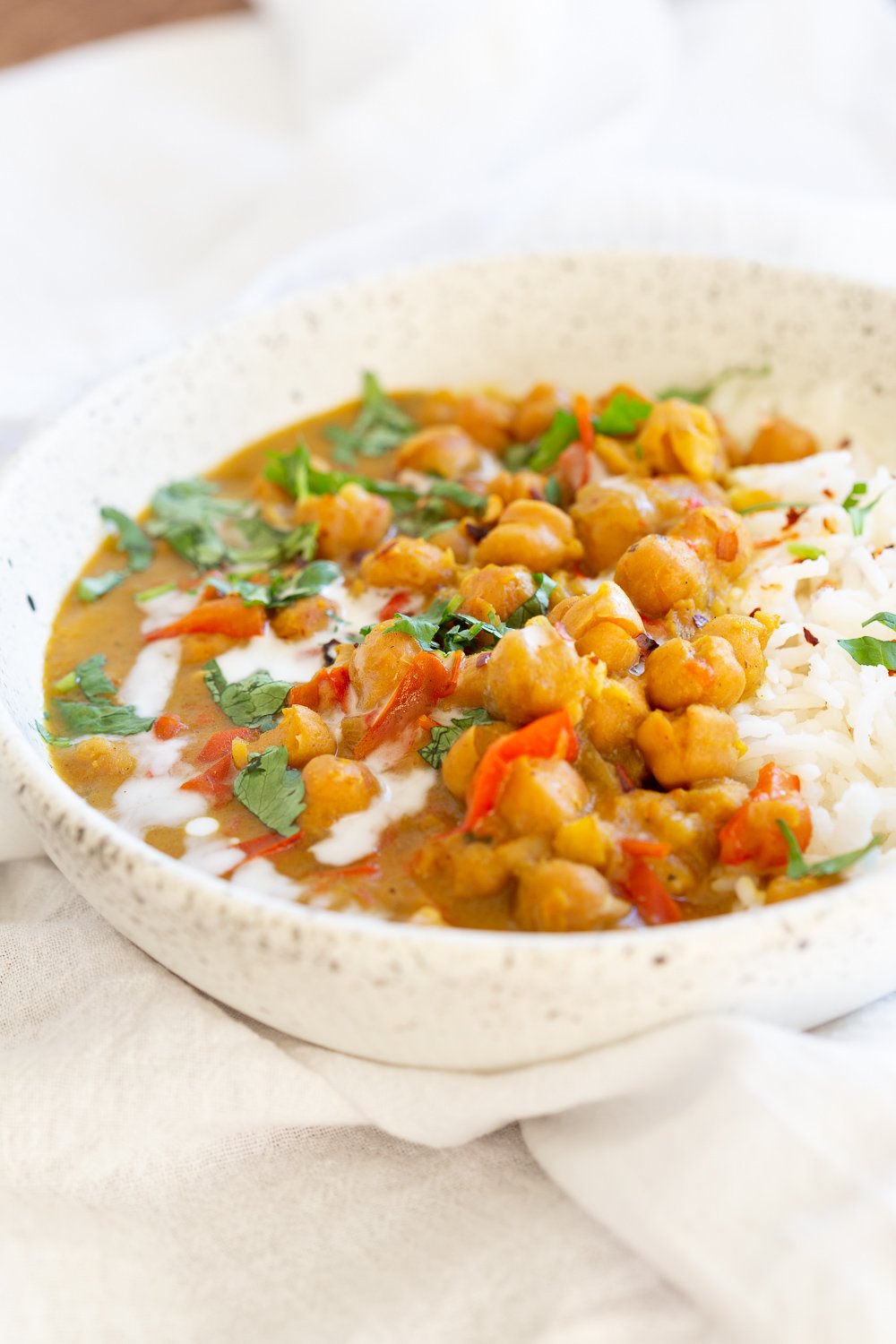 Chickpea Coconut Curry - Instant Pot or Saucepan. This 1 Pot Coconut Chickpea Curry is flavorful and Easy. Add other veggies like sweet potato, squash. #Vegan #Glutenfree #Nutfree #Soyfree #Recipe #Chickpeacoconutcurry #veganricha.