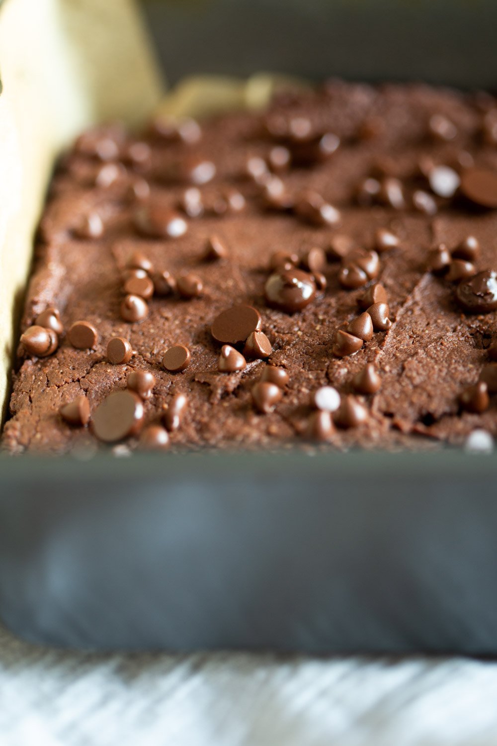 Vegan Chickpea Brownies. Grain-free Brownies with chickpeas and nut butter or seed butter. These #Vegan #Glutenfree Brownies Can be made without nuts. Fudgy Healthy No Added Oil, No Added refined sugar #Soyfree #veganRicha #chickpeabrownies #recipe