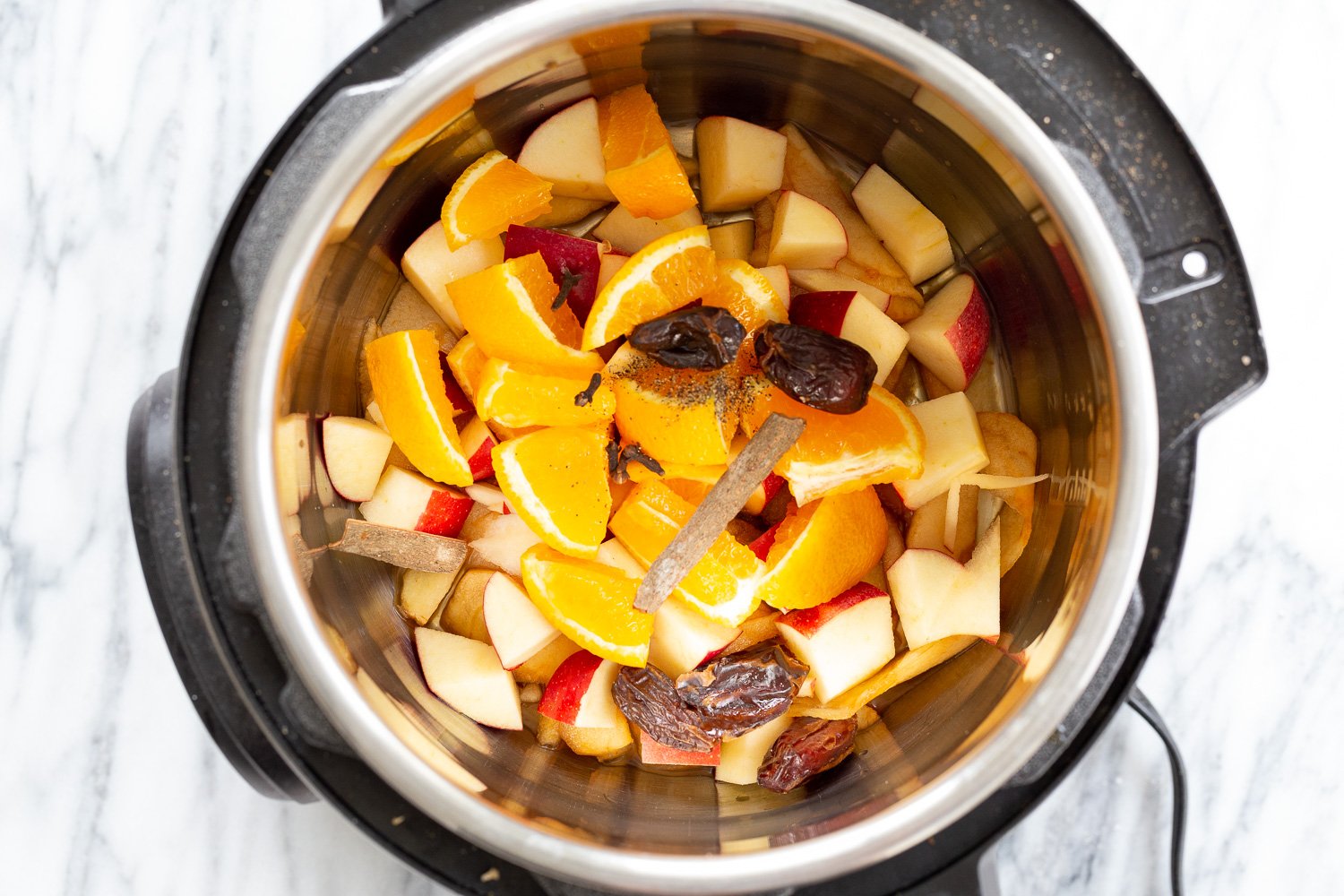 Ingredients for Instant Pot Apple Cider in Instant Pot
