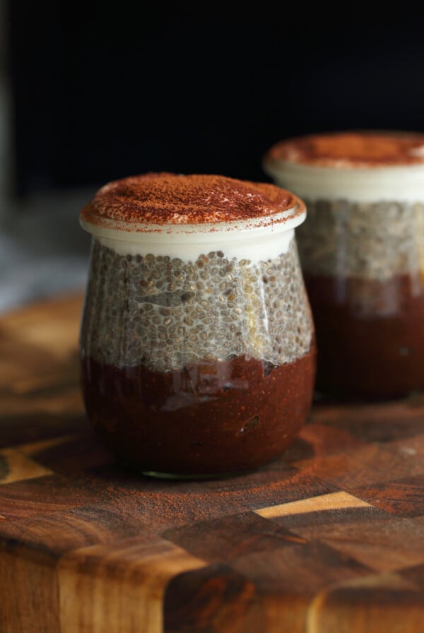 Vegan Tiramisu Chia Seed Pudding in weck jars