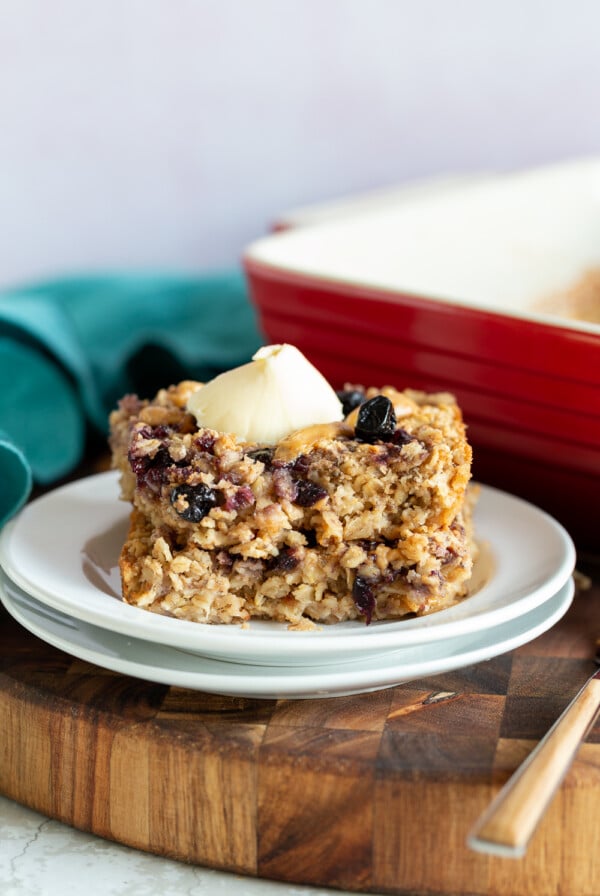 Peanut Butrer And Jelly Oatmeal in a white plate