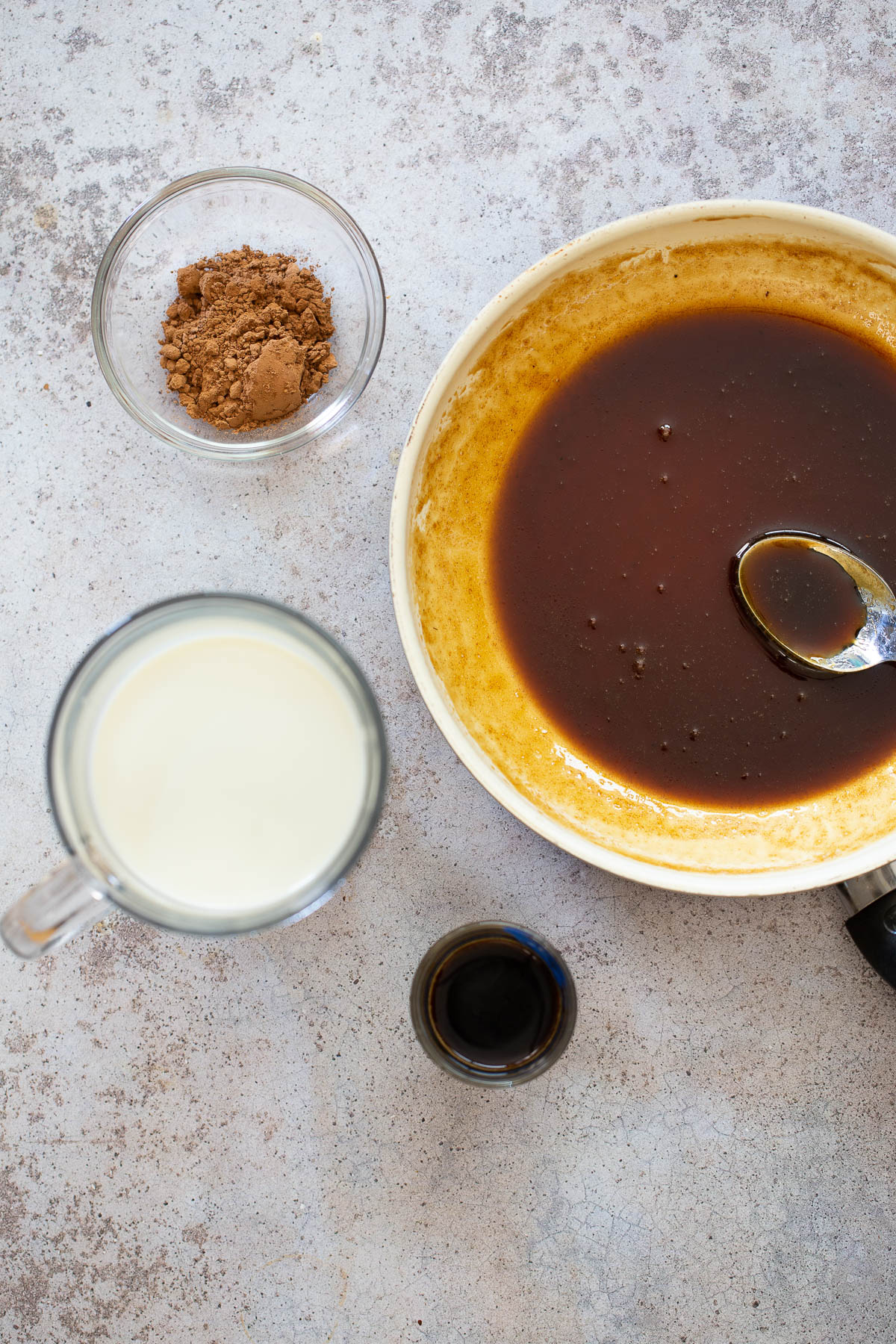 ingredients needed for making salted caramel mocha