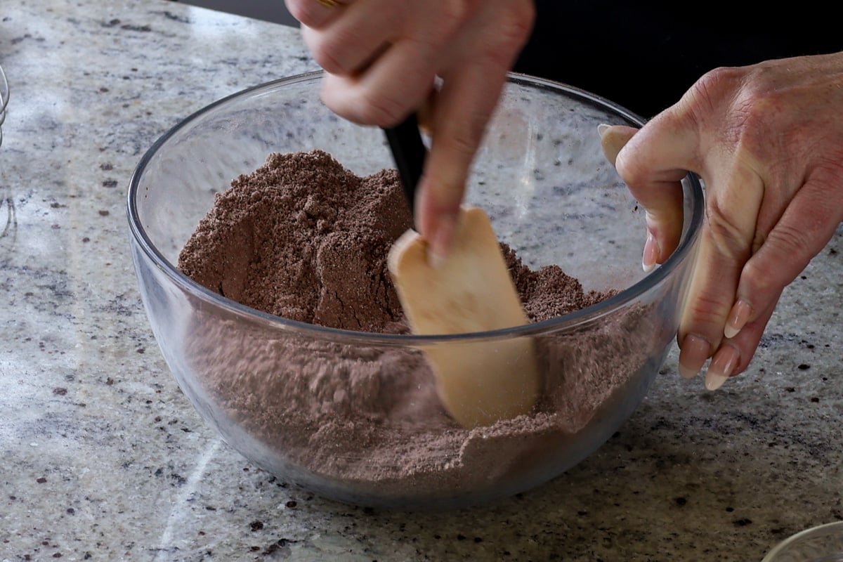 mixing the dry ingredients in the bowl