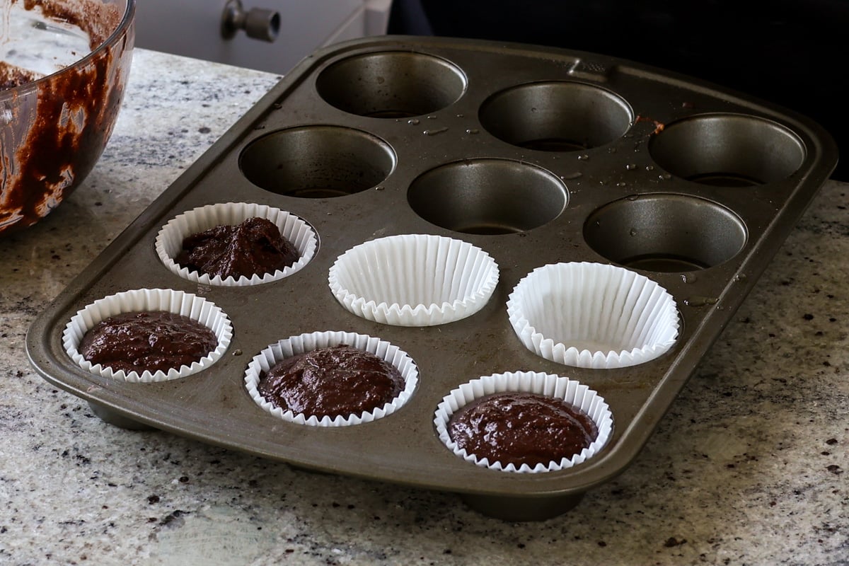 filling the cupcake pan