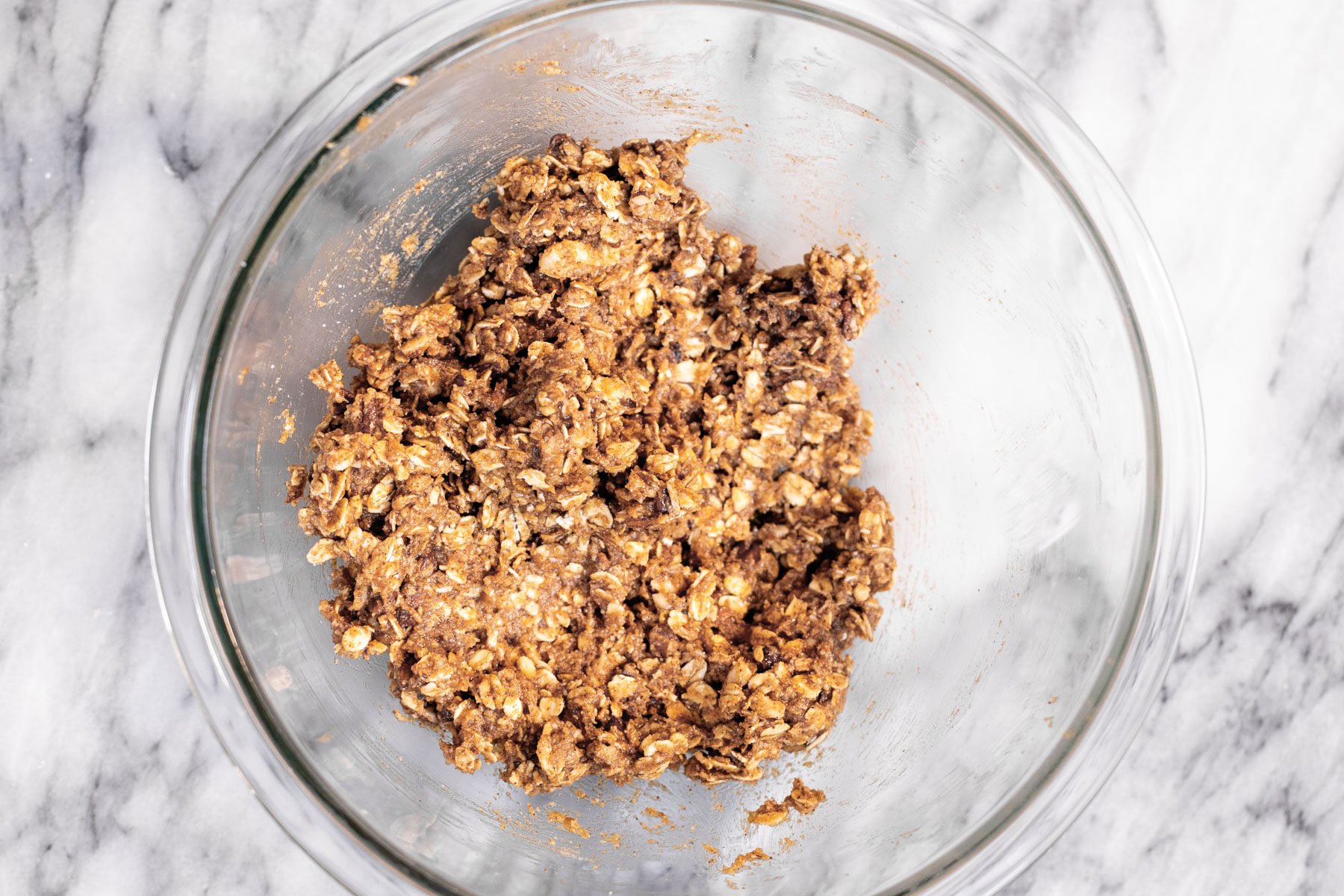 crumble topping in a glass bowl