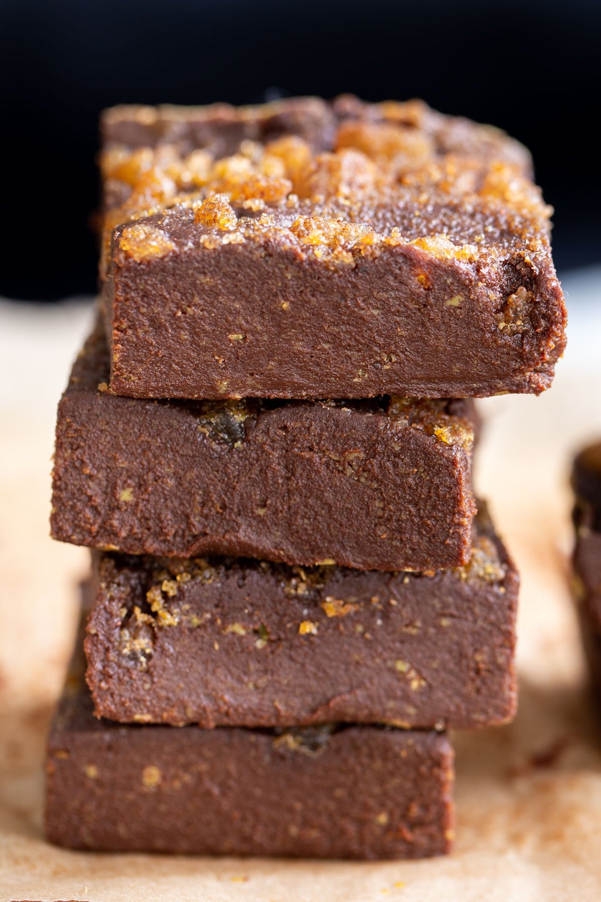 vegan gingerbread fudge vegan gingerbread fudge topped with brown sugar and cristalized ginger